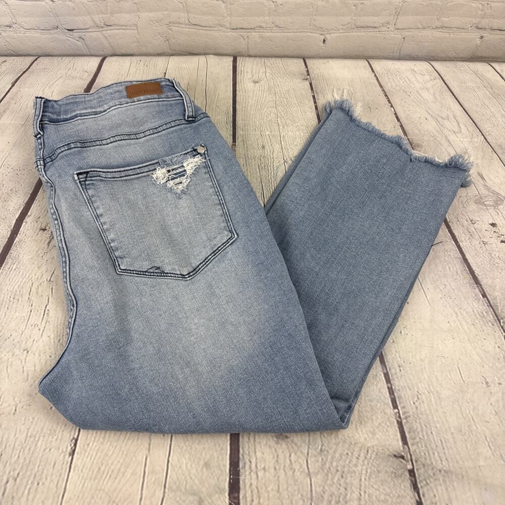 Judy Blue Size 14W Women's Straight Crop Tinted Wash & Destroy Denim Blue Jeans